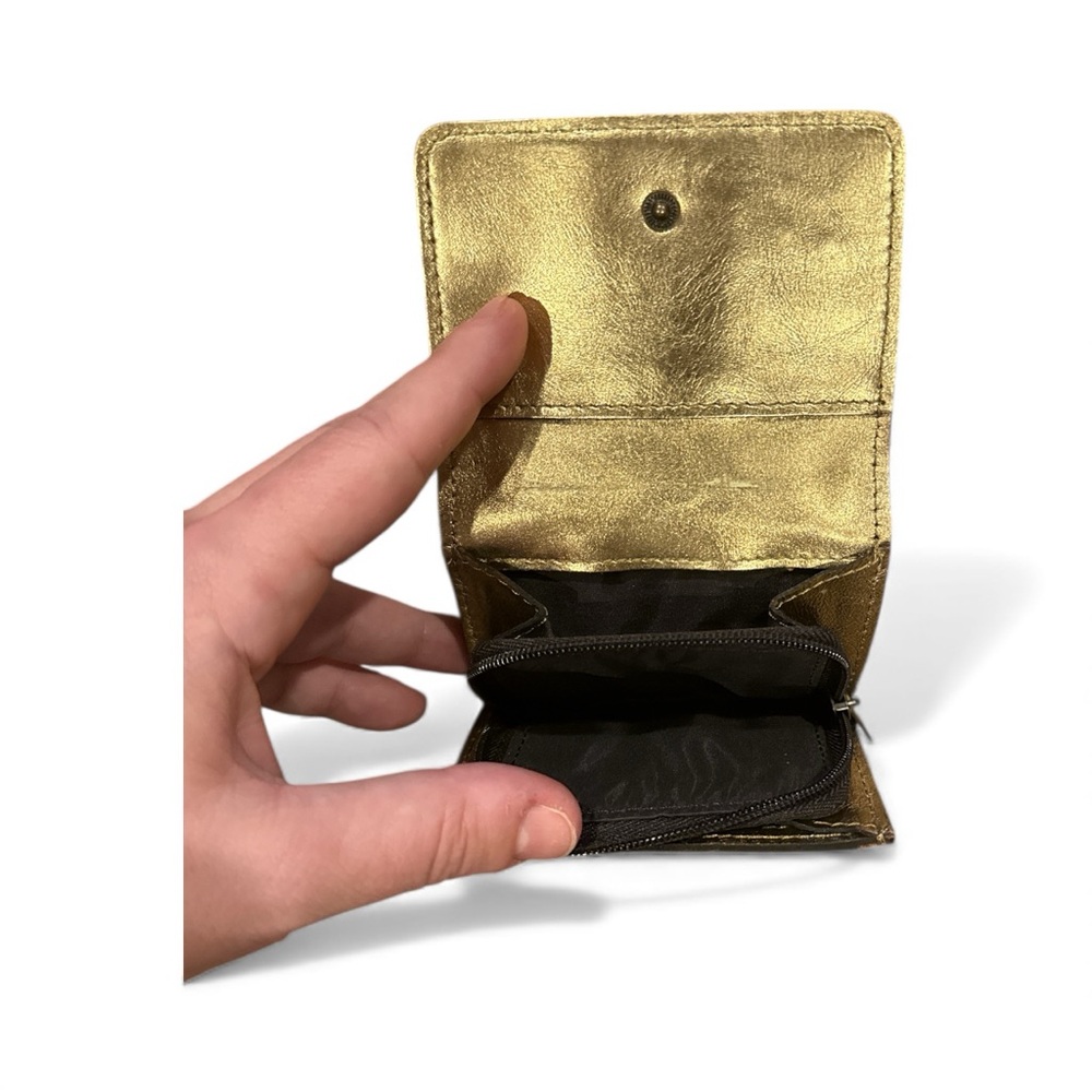 Patricia Nash Gold Wallet - Picture 5 of 5